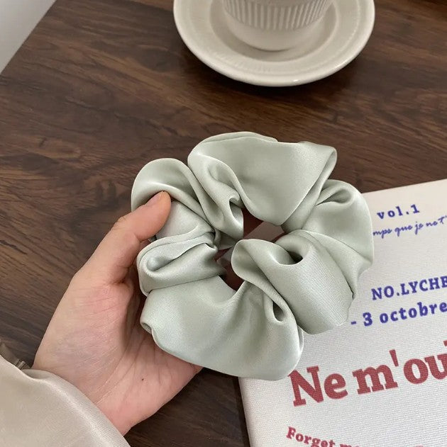 "Hair Accessories for Girls and women"