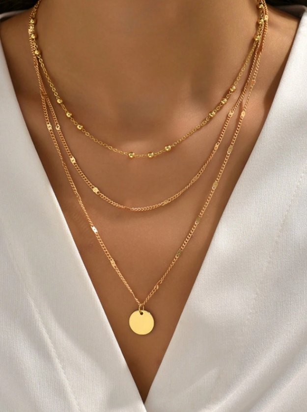 Fashionable Personality Round Pendant Multilayer Necklace for Teen Girls and Women