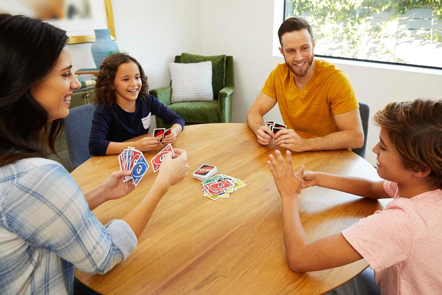 UNO, Classic Card Game for Kids and Adults for Family Game Night, Use as a Travel Game or Engaging Gift for Kids