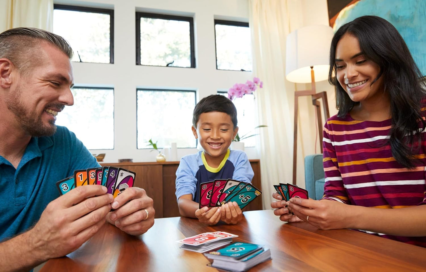 Uno Flip Card Game for Kids and Adults for Family Game Night, Use as a Travel Game or Engaging Gift for Kids